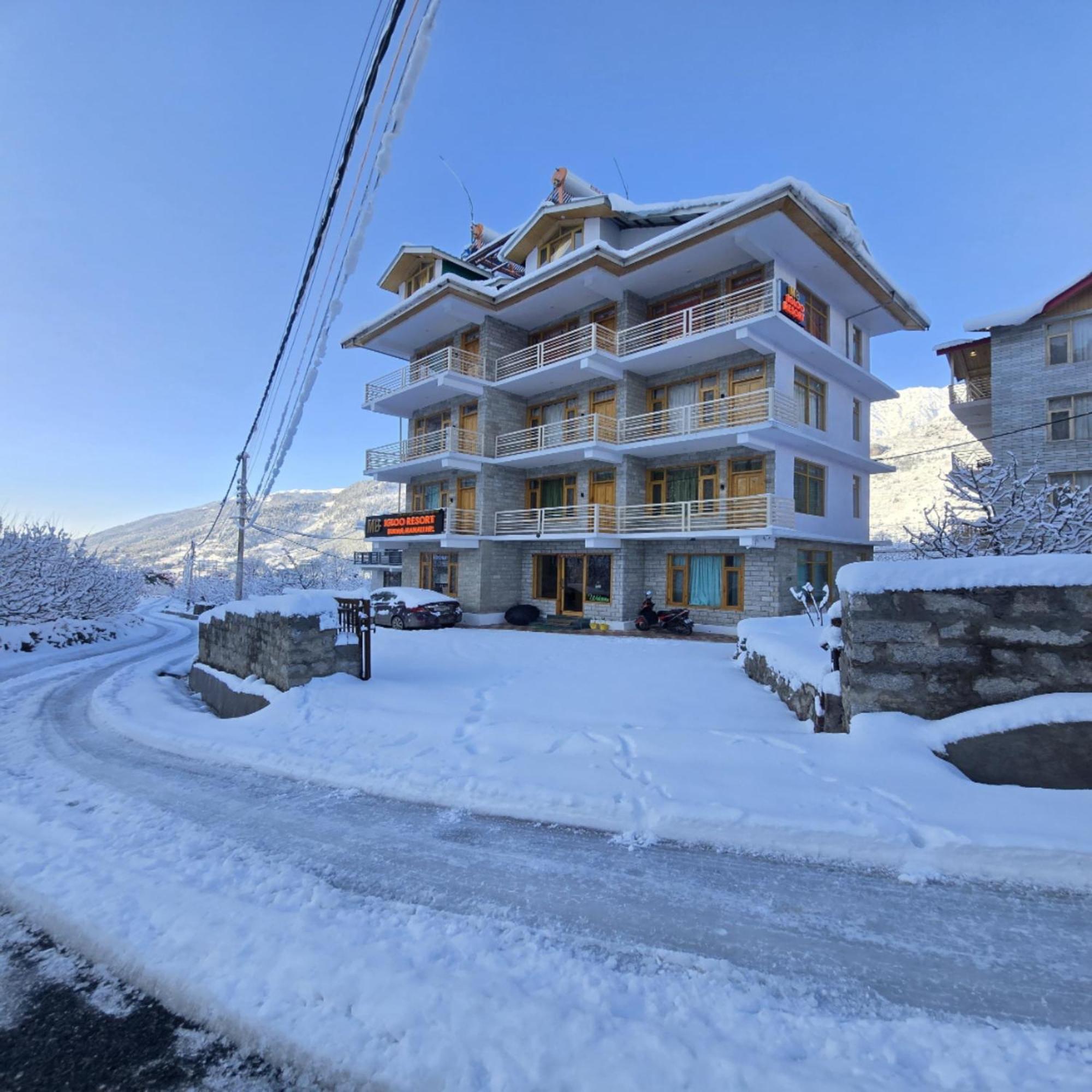 Mb Igloo Resort - Manali (Himachal Pradesh) — Photos 1